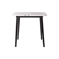 5点钟餐桌 尼卡·祖帕  创意家具 - 桌几